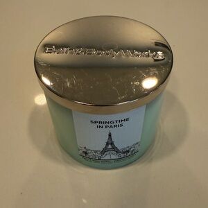 Bath & Body Works Springtime in Paris Candle
